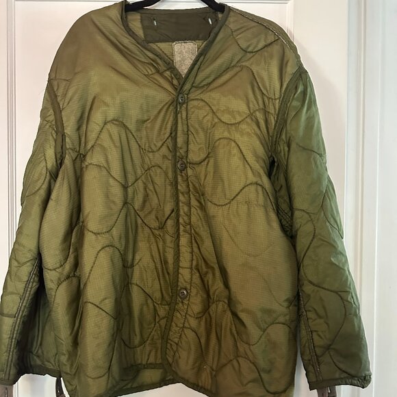 Vintage Military-Issued Quilted Liner Coat - Size L - Picture 1 of 4